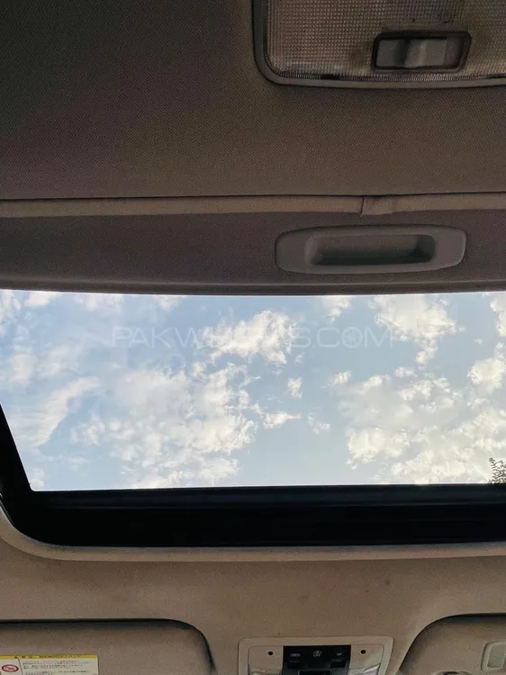 Lexus CT200h 2011 for Sale in Rawalpindi Lexus CT200h 2011 for Sale in Rawalpindi Image-4
