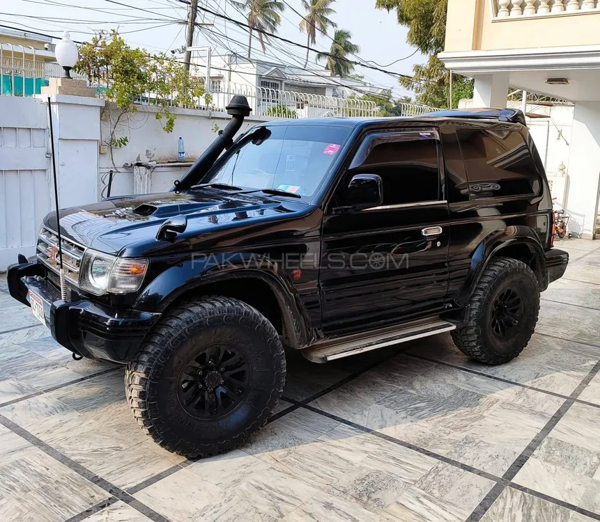مٹسوبیشی پجیرو 1995 for Sale in سکھر Image-1