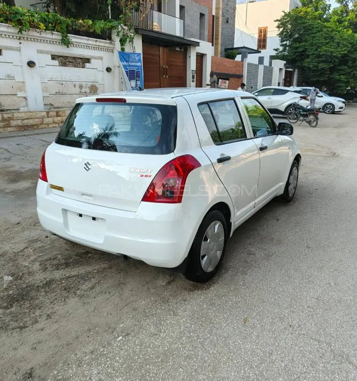 سوزوکی سوئفٹ 2015 for Sale in کراچی سوزوکی سوئفٹ 2015 for Sale in کراچی Image-9