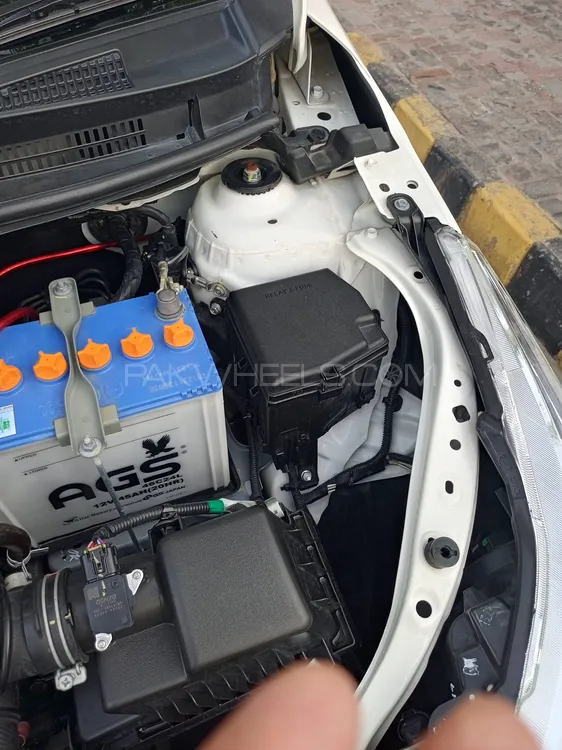 Toyota Auris 2024 for Sale in Lahore Toyota Auris 2024 for Sale in Lahore Image-6