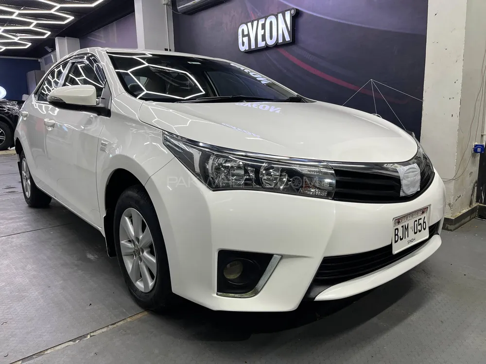Toyota Corolla 2017 for Sale in Karachi Image-1