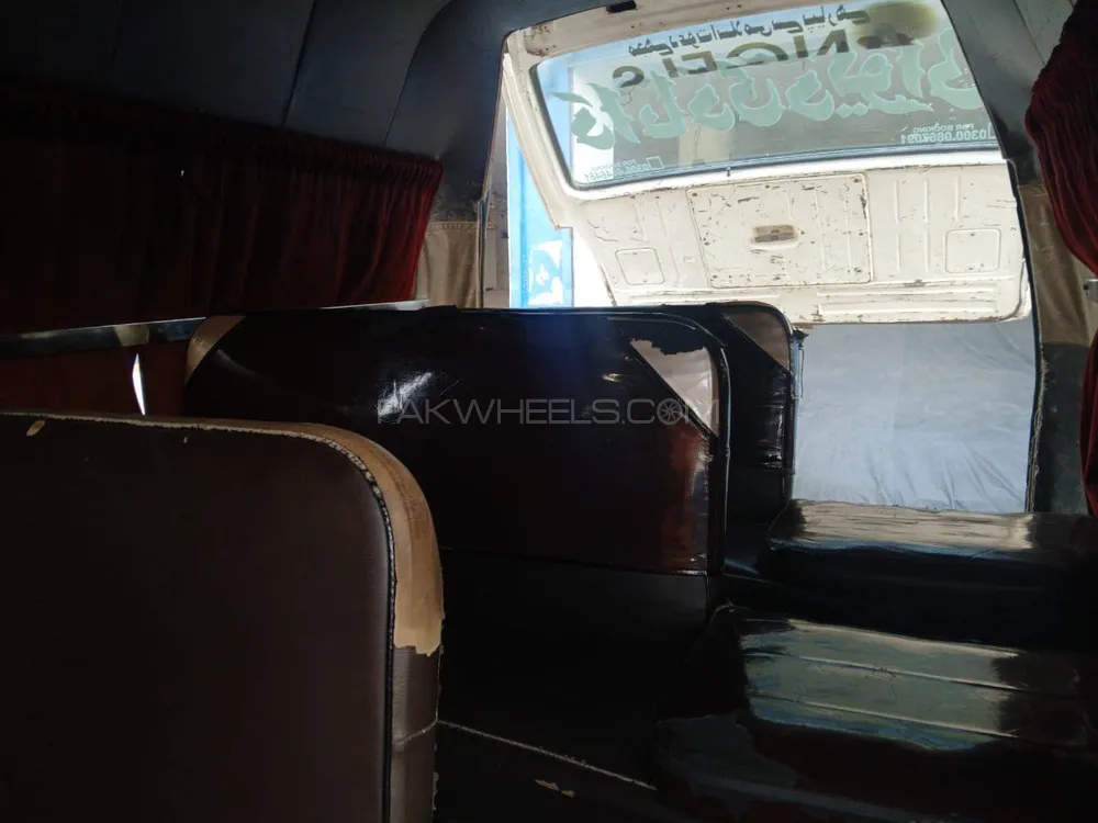 Toyota Hiace 1985 for Sale in Burewala Toyota Hiace 1985 for Sale in Burewala Image-13