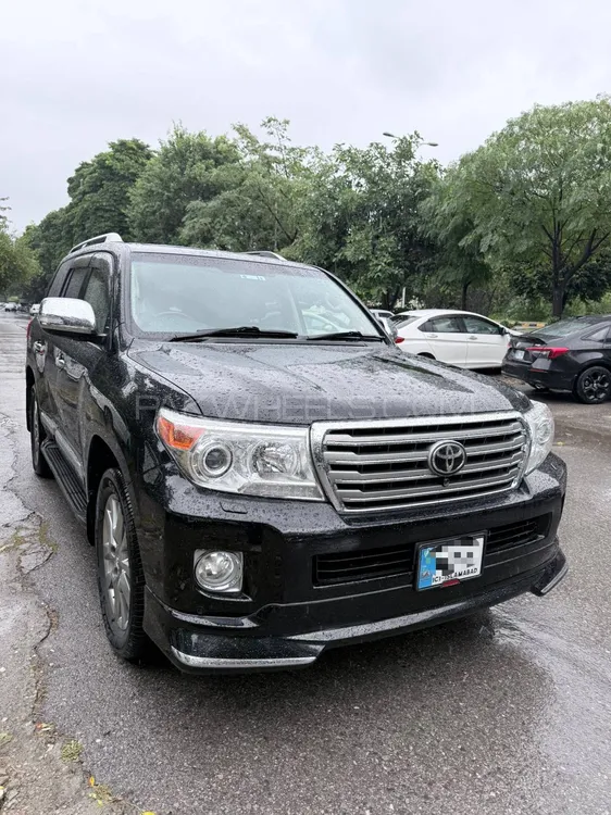 Toyota Land Cruiser 2015 for Sale in Islamabad Image-1