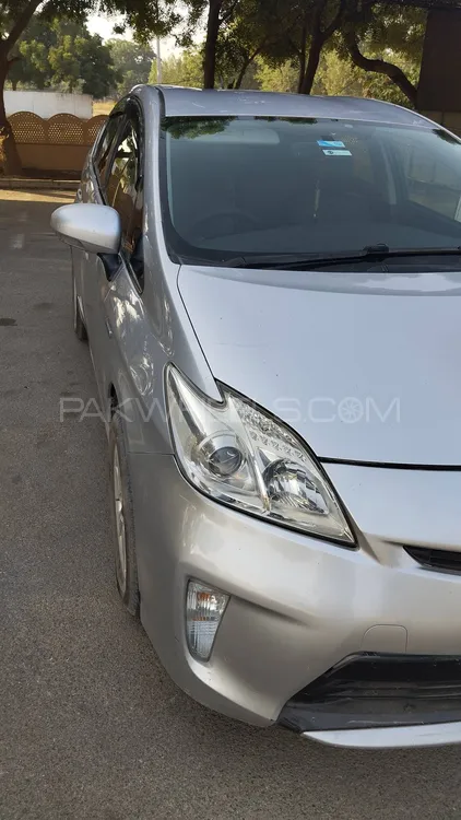 Toyota Prius 2012 for Sale in Karachi Image-1