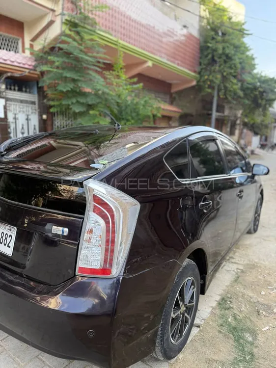 Toyota Prius 2012 for Sale in Hyderabad Image-1