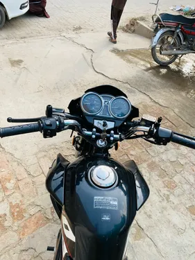 Honda CB 150F 2025