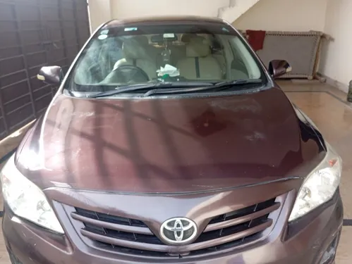 Toyota Corolla GLi 1.3 VVTi 2013