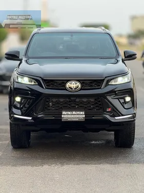Toyota Fortuner GR-S 2025