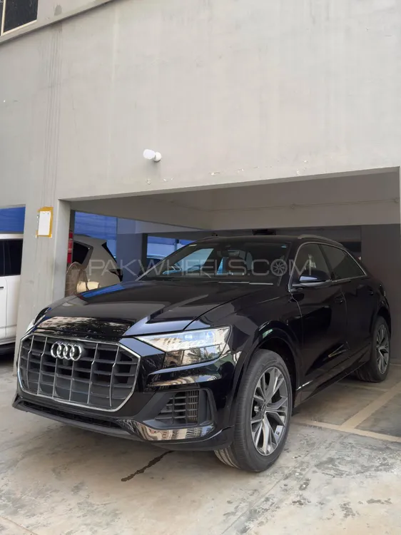 Audi Q8 2020 for Sale in Karachi Audi Q8 2020 for Sale in Karachi Image-2