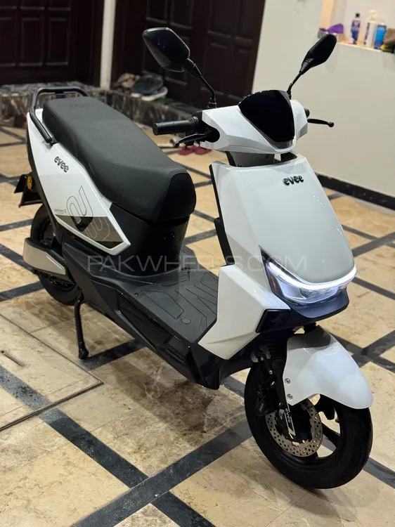 Evee Gen-Z 2025 for Sale Image-1