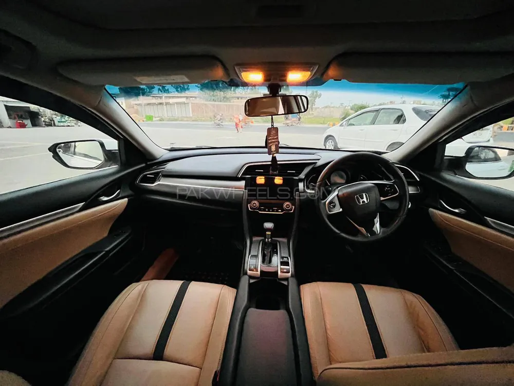 Honda Civic 2021 for Sale in Multan Honda Civic 2021 for Sale in Multan Image-8