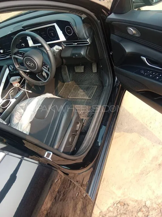Hyundai Elantra 2025 for Sale in Faisalabad Hyundai Elantra 2025 for Sale in Faisalabad Image-4