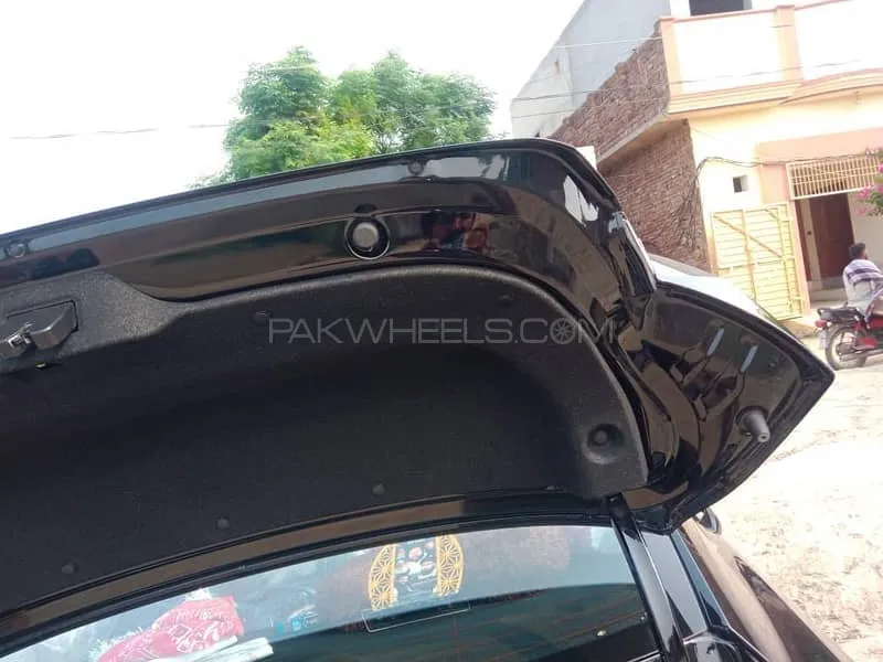 Hyundai Elantra 2025 for Sale in Faisalabad Hyundai Elantra 2025 for Sale in Faisalabad Image-10