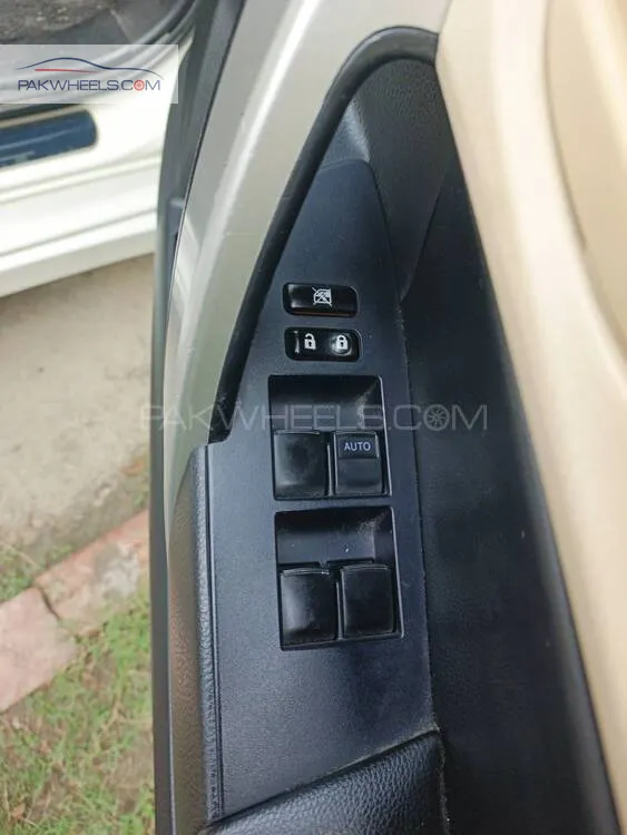 ٹویوٹا کرولا 2020 for Sale in لاہور ٹویوٹا کرولا 2020 for Sale in لاہور Image-10