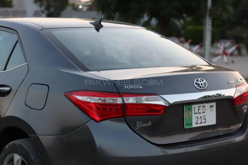 Toyota Corolla 2017 for Sale in Rawalpindi Image-1
