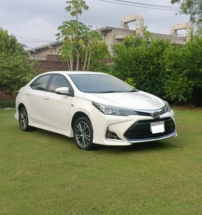 Toyota Corolla 2021 for Sale in Lahore Image-1