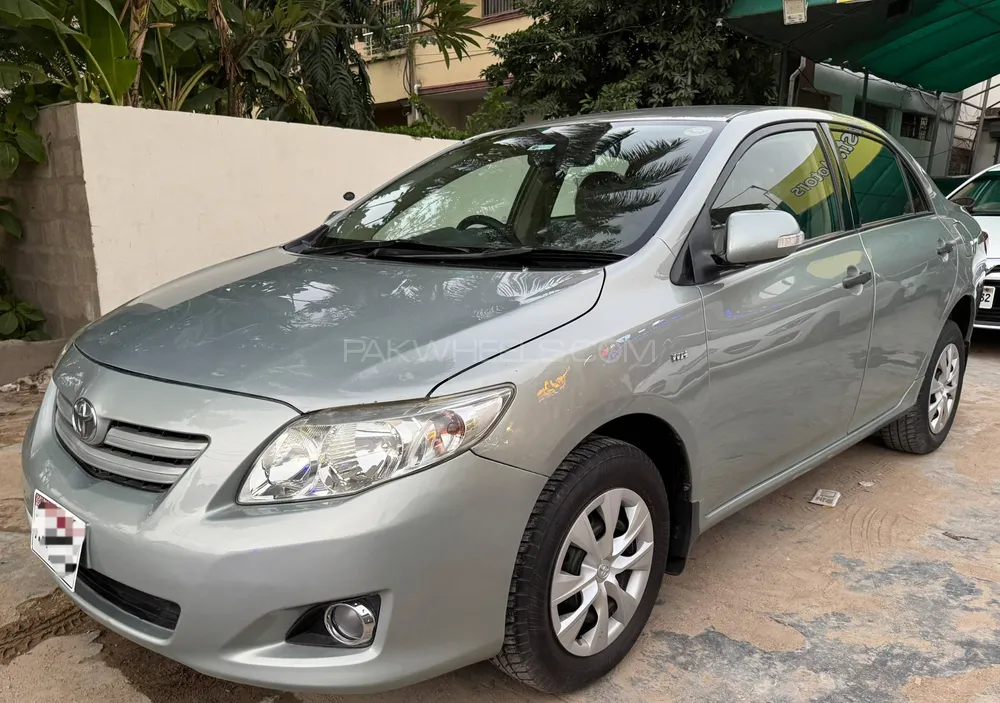 Toyota Corolla 2011 for Sale in Karachi Image-1