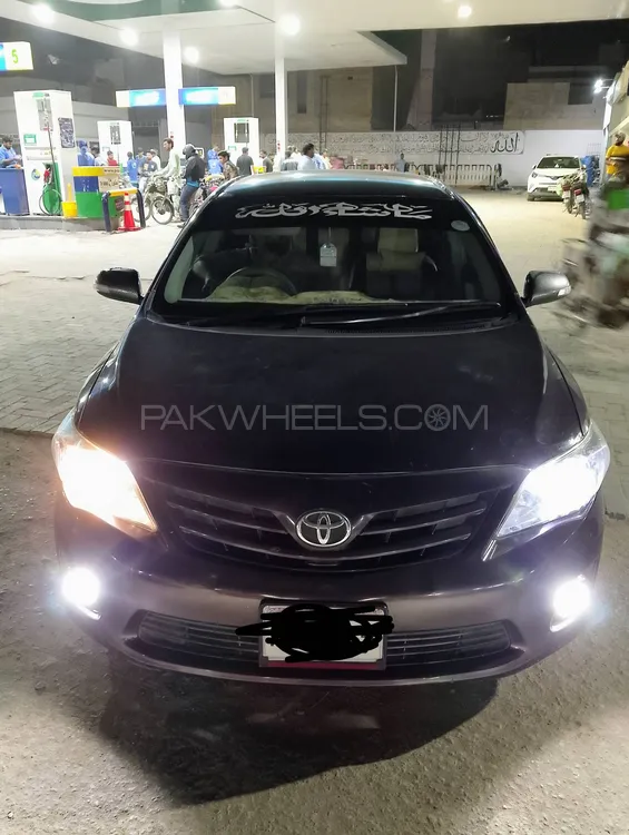 Toyota Corolla 2012 for Sale in Karachi Image-1