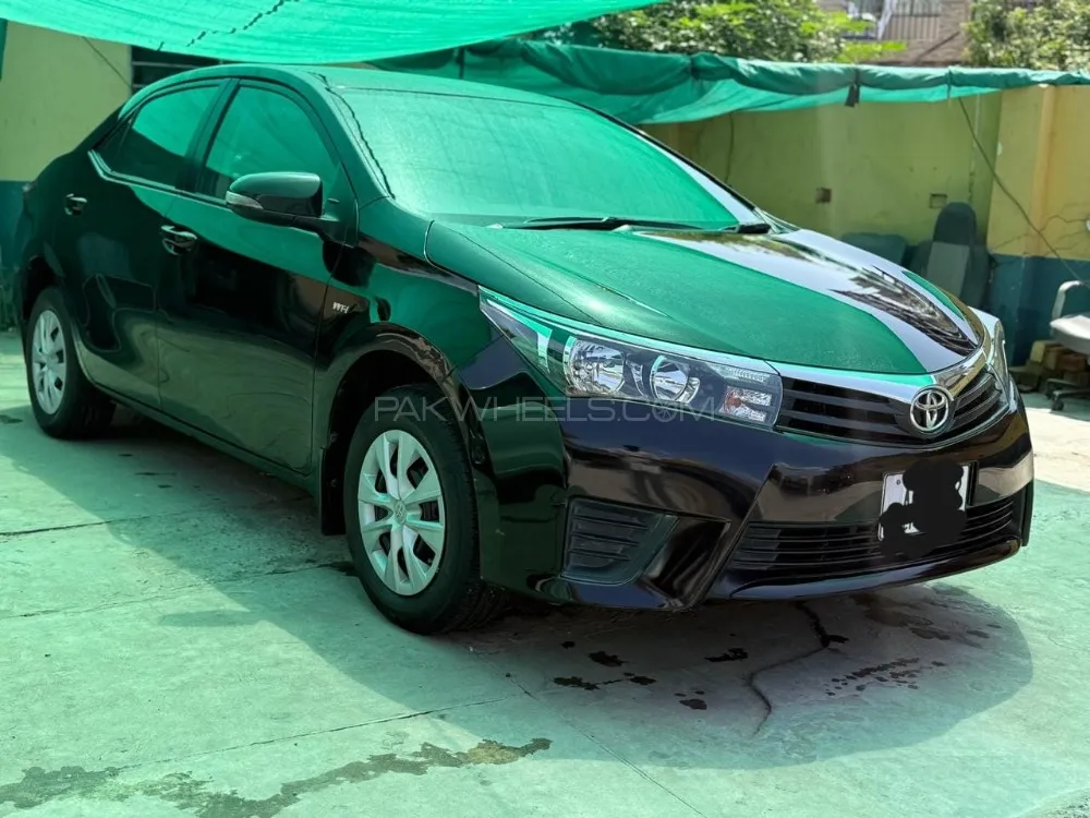 Toyota Corolla 2016 for Sale in Islamabad Image-1