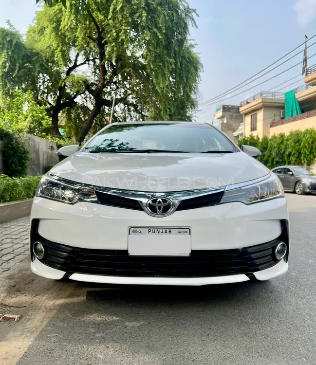 Toyota Corolla 2020 for Sale in Lahore Image-1