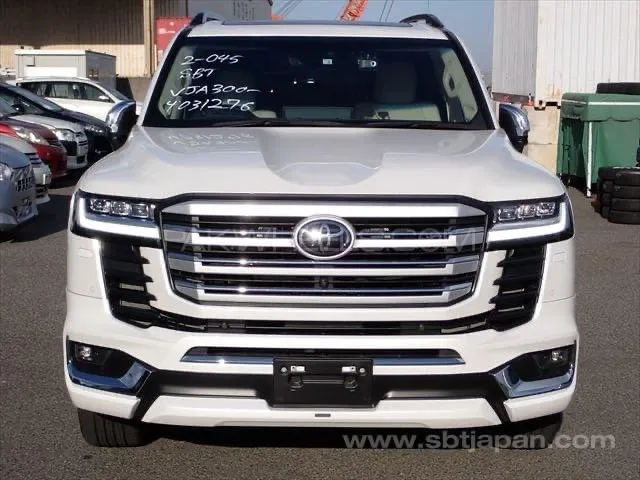 Toyota Land Cruiser 2022 for Sale in Karachi Toyota Land Cruiser 2022 for Sale in Karachi Image-5