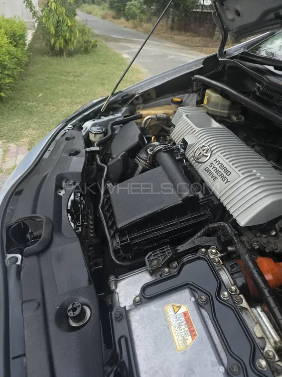 Toyota Prius 2010 for Sale in Sheikhupura Image-1