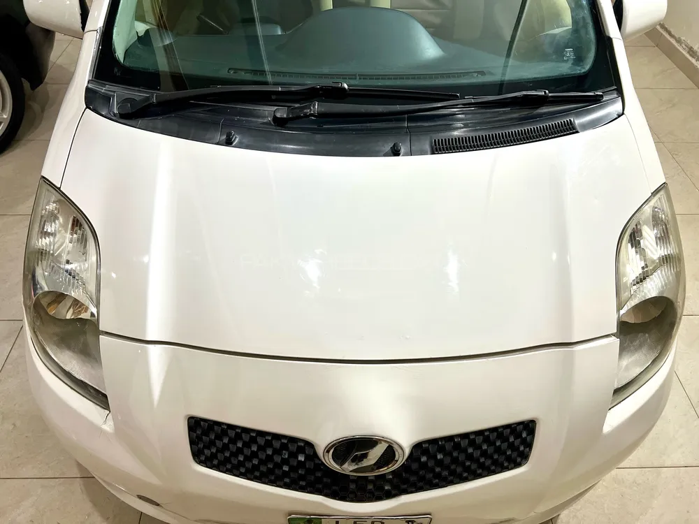 Toyota Vitz 2006 for Sale in Islamabad Image-1