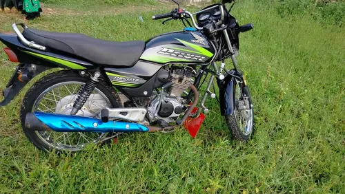Honda CG 125 Deluxe 2016