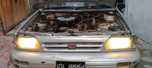 KIA Classic LX 2002