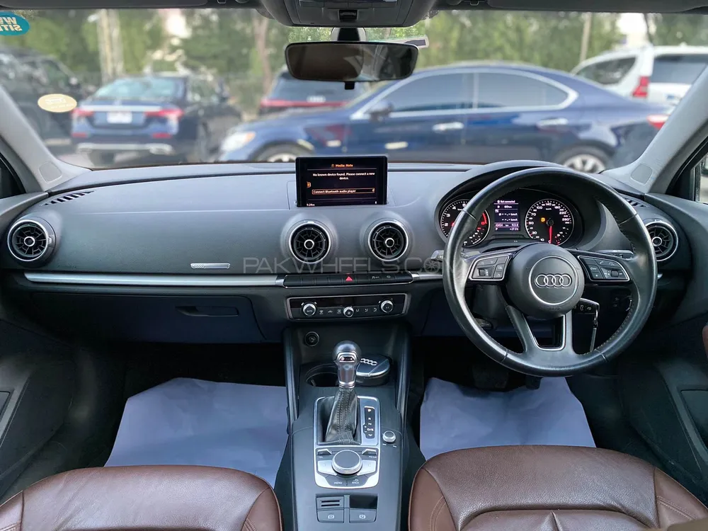 Audi A3 2018 for Sale in Karachi Audi A3 2018 for Sale in Karachi Image-9