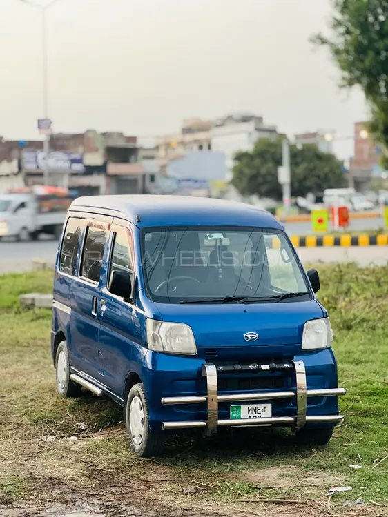 Daihatsu Hijet 2010 for Sale in Gujranwala Image-1