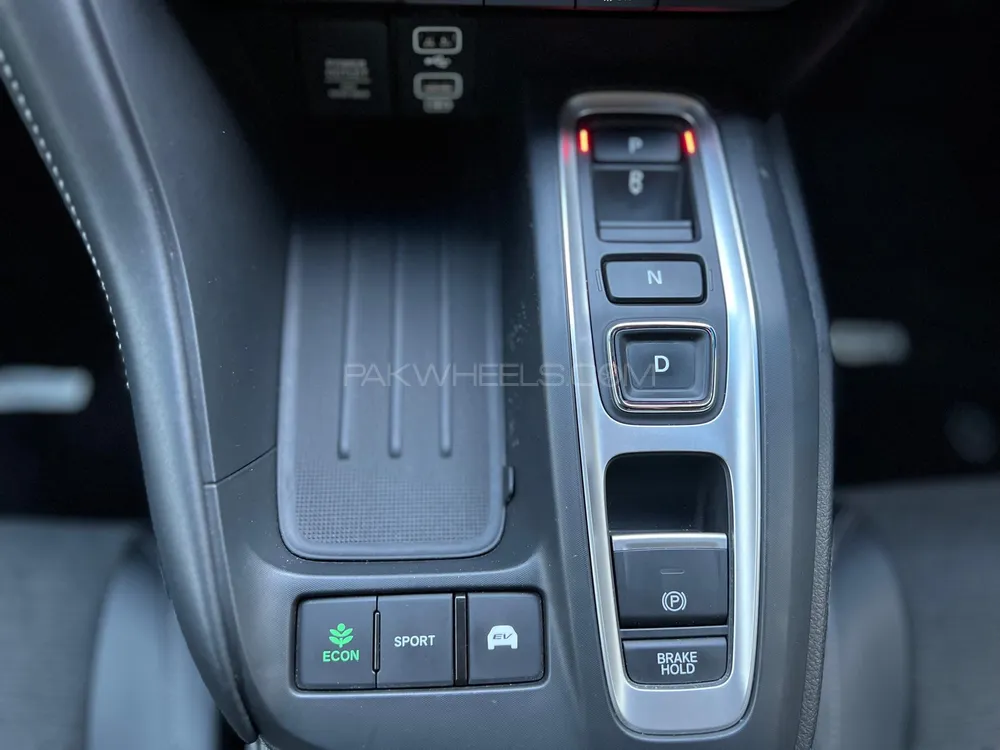 Honda Insight 2021 for Sale in Islamabad Honda Insight 2021 for Sale in Islamabad Image-19