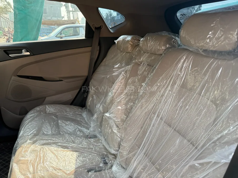 Hyundai Tucson 2024 for Sale in Multan Hyundai Tucson 2024 for Sale in Multan Image-4