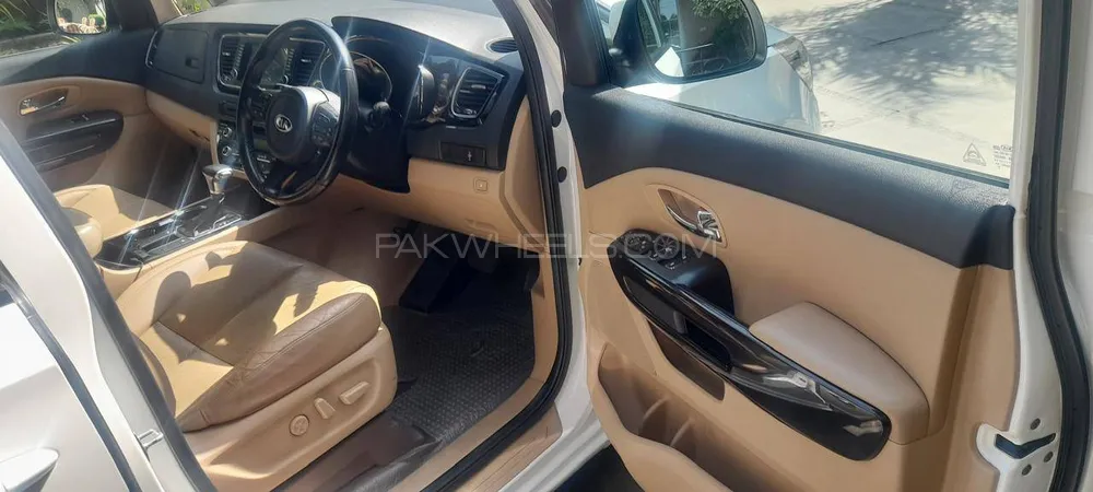 کِیا کارنیول 2020 for Sale in لاہور کِیا کارنیول 2020 for Sale in لاہور Image-11