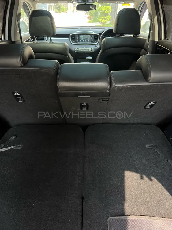 KIA Sorento 2021 for Sale in Sialkot KIA Sorento 2021 for Sale in Sialkot Image-18