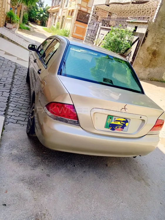 Mitsubishi Lancer 2004 for Sale in Daska Mitsubishi Lancer 2004 for Sale in Daska Image-4