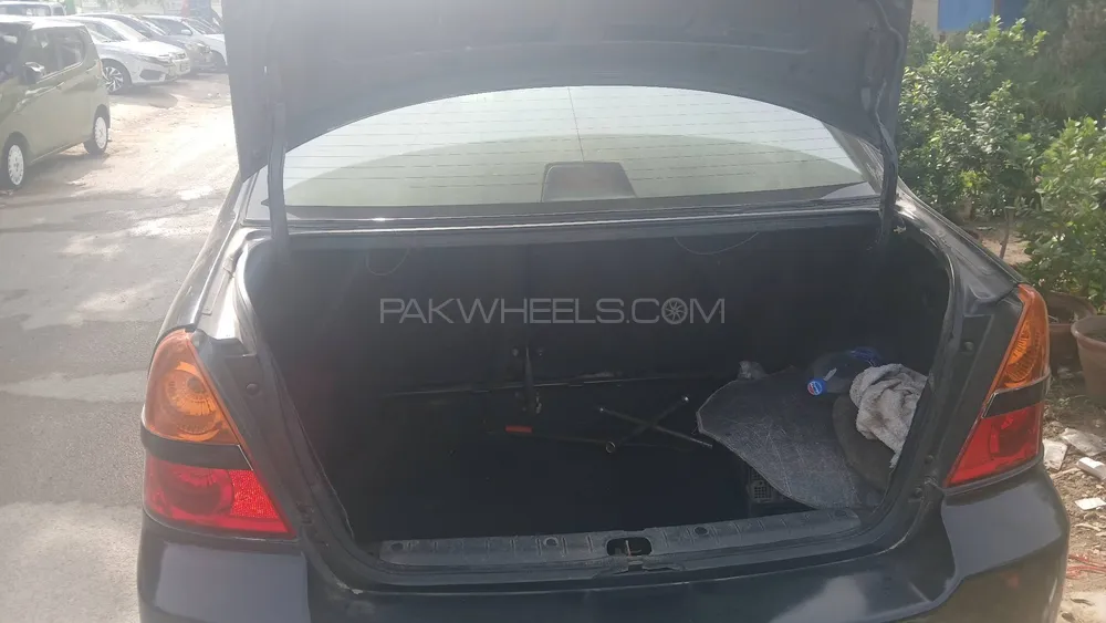 سوزوکی لیانا 2006 for Sale in کراچی Image-1
