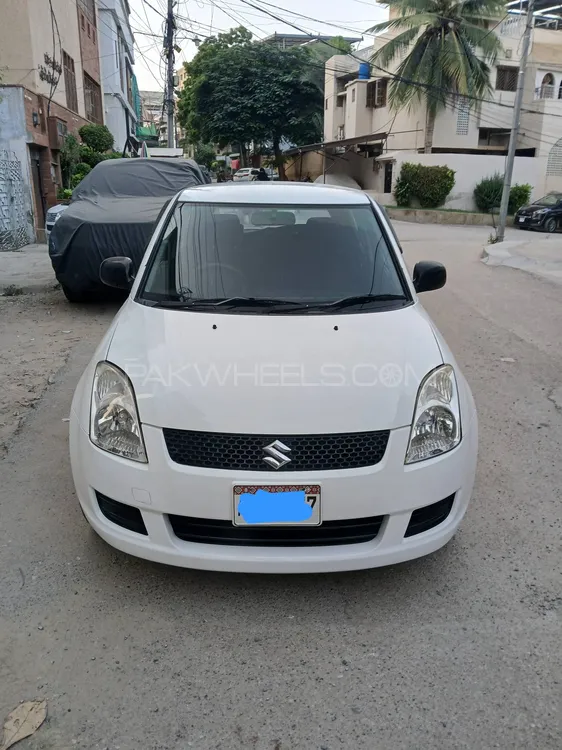 Suzuki Swift 2011 for Sale in Karachi Image-1