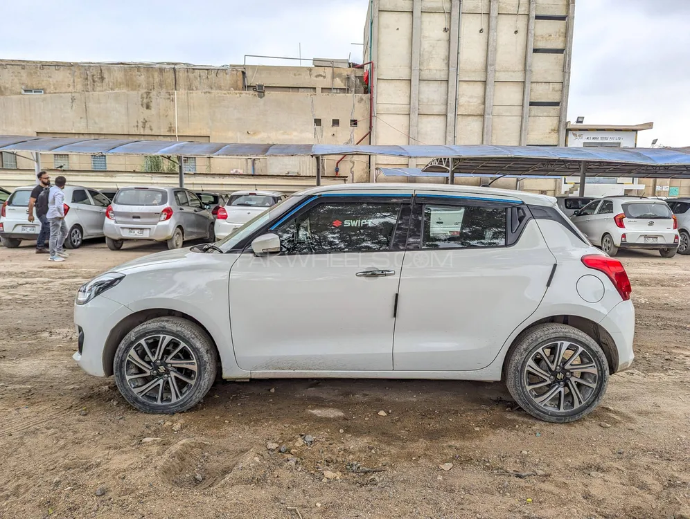 Suzuki Swift 2024 for Sale in Karachi Image-1