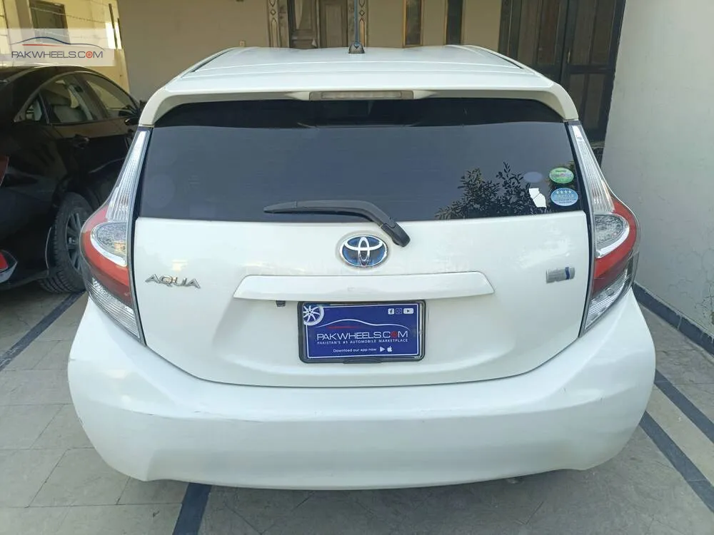 ٹویوٹا اکوا 2014 for Sale in اسلام آباد ٹویوٹا اکوا 2014 for Sale in اسلام آباد Image-6