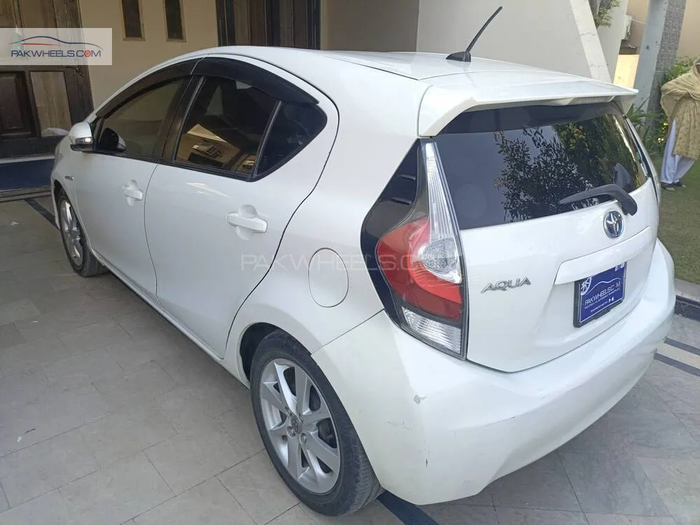 ٹویوٹا اکوا 2014 for Sale in اسلام آباد ٹویوٹا اکوا 2014 for Sale in اسلام آباد Image-5