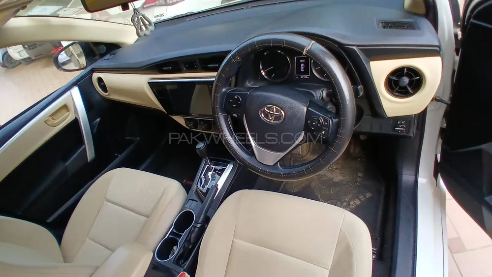 Toyota Corolla 2019 for Sale in Karachi Image-1