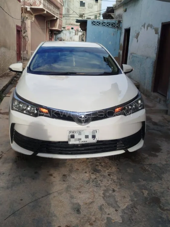 Toyota Corolla 2019 for Sale in Gharo Image-1