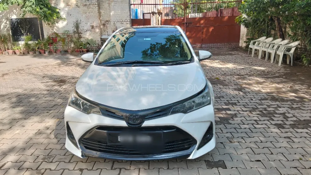 Toyota Corolla 2021 for Sale in Lahore Image-1
