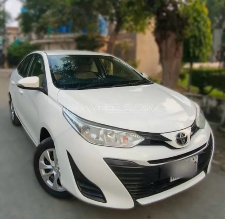 Toyota Corolla 2020 for Sale in Lahore Image-1