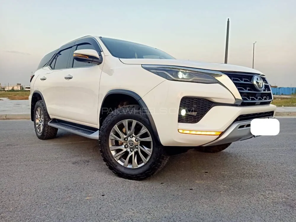 Toyota Fortuner 2021 for Sale in Lahore Image-1
