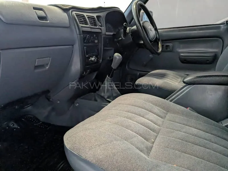 Toyota Hilux 1998 for Sale in Quetta Image-1