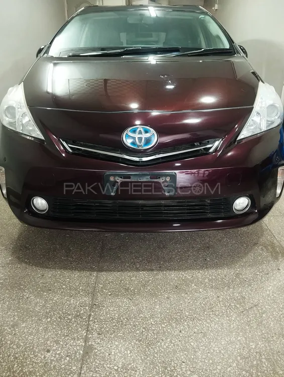Toyota Prius 2014 for Sale in Karachi Image-1