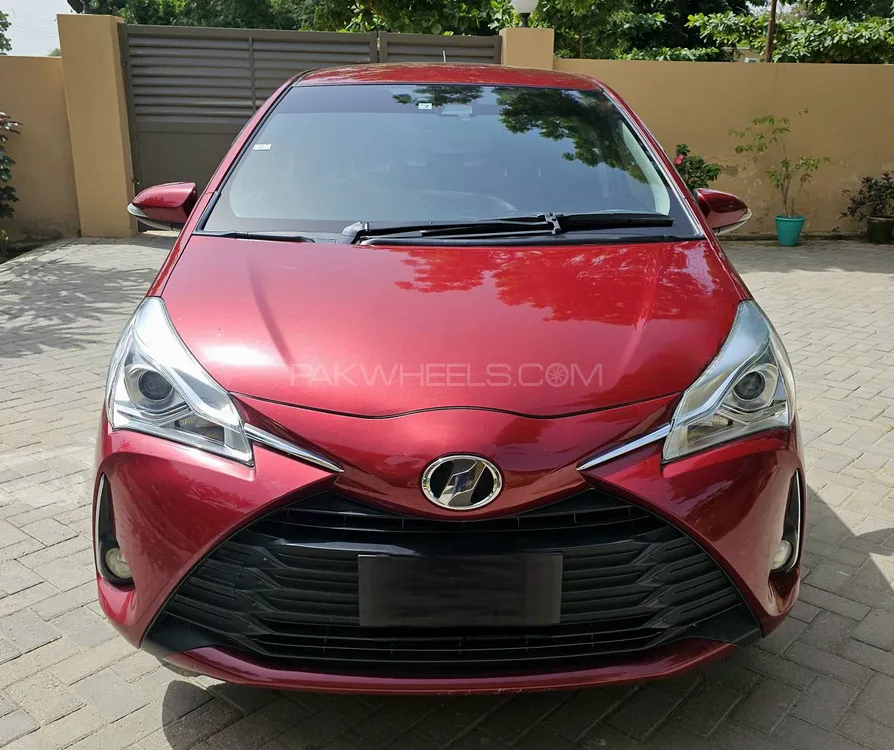 Toyota Vitz 2019 for Sale in Karachi Image-1