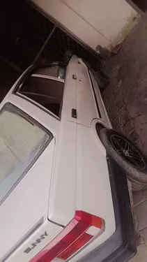 Nissan Sunny 1989